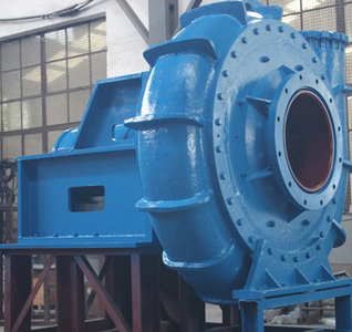 Anti wear dredging pump